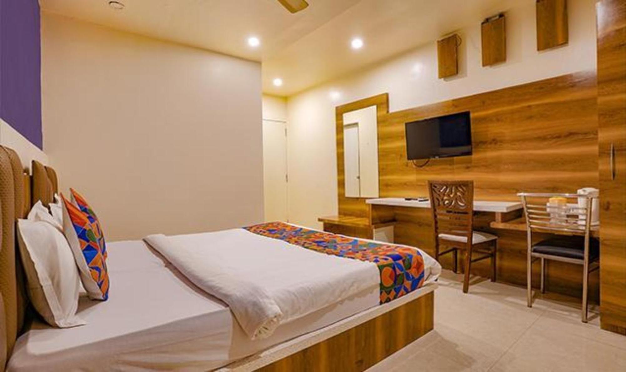 Fabexpress Veera Residency Hotel Mumbai Bagian luar foto